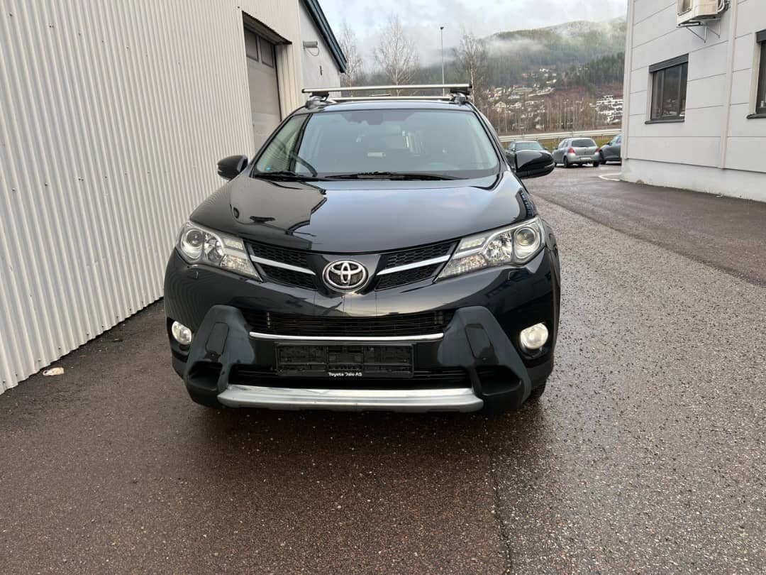 RAV4 2.0 Automat 151 HK AWD R-Kamera