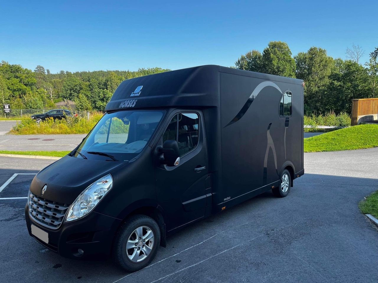 Master 2.3-150 D Van cheval UTILITAIRE