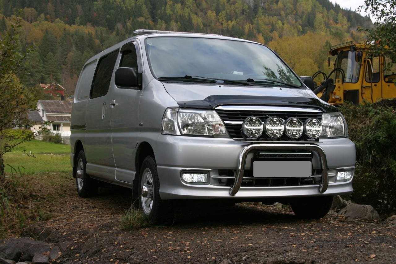 HiAce D-4D 117hk 4WD court UTILITAIRE