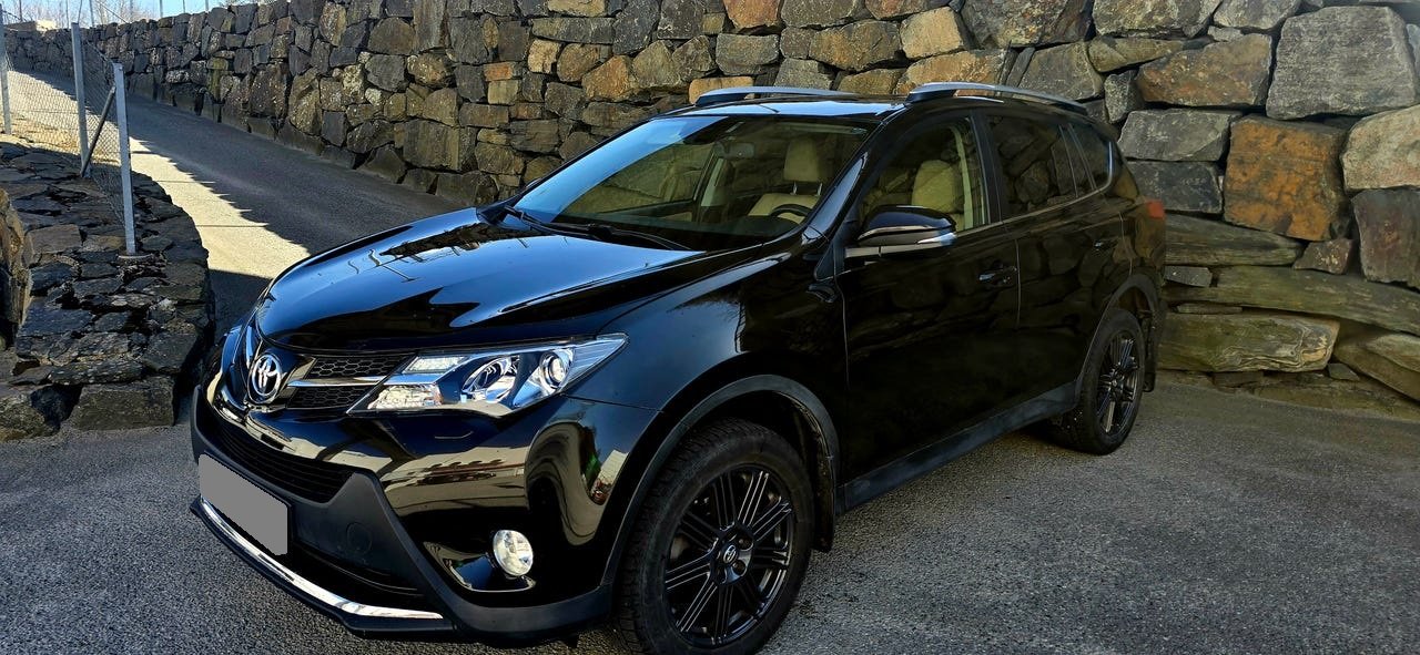 RAV4 2,0 4x4 WD Automat Executive